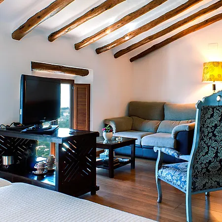Cases Noves - Boutique Accommodation - Adults Only-3